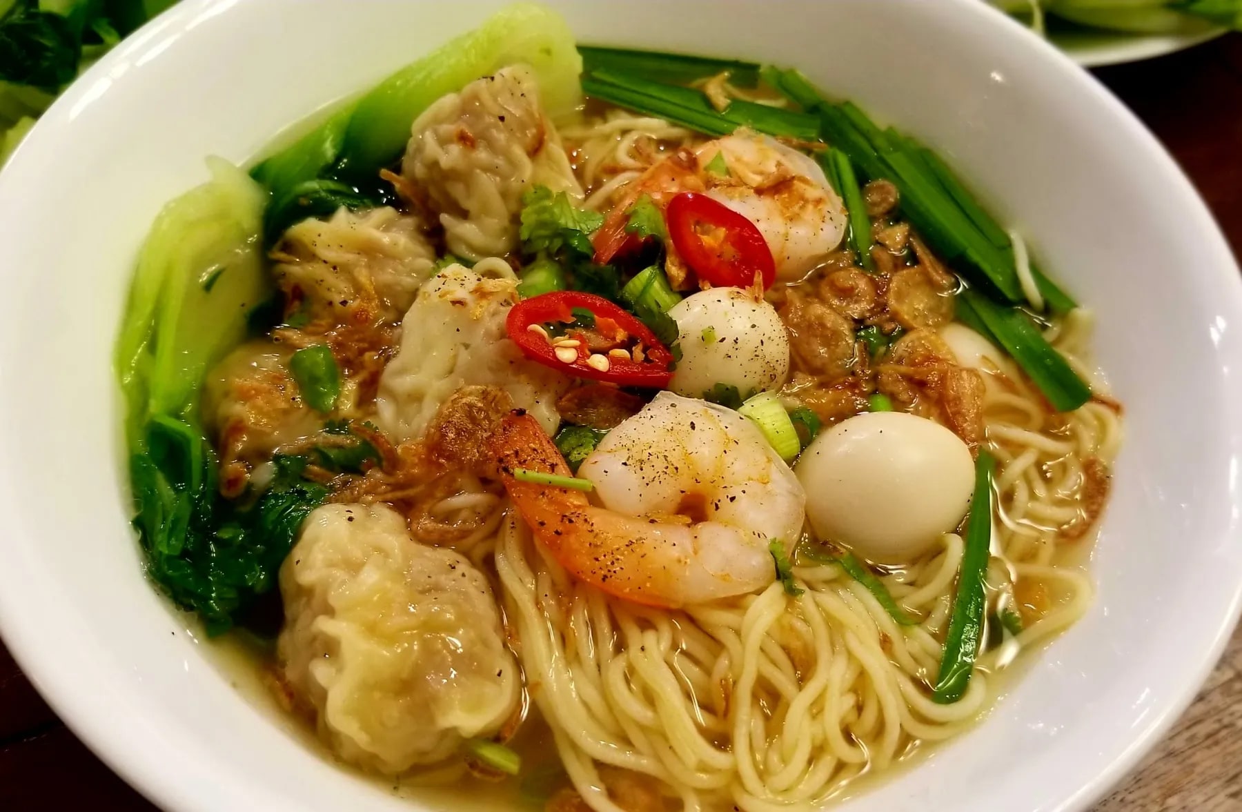 Wonton noodles with char siu pork
